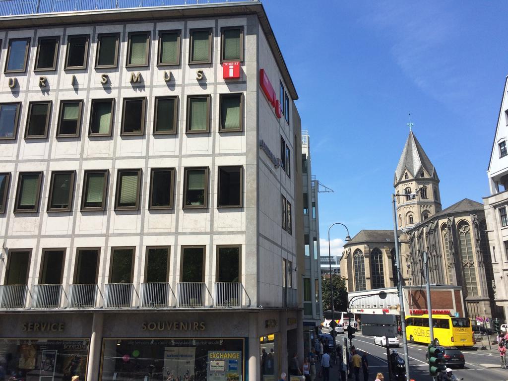 Apartment First Domizil Cologne