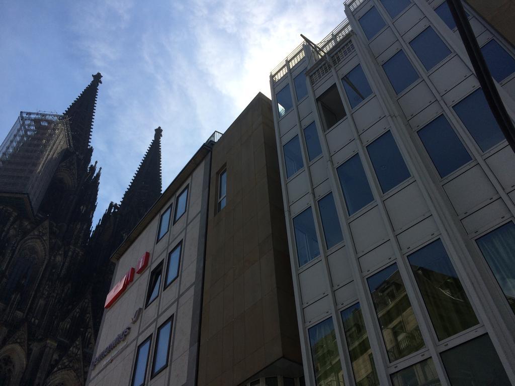 First Domizil * Cologne